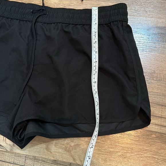 ST.JOHN BAY SWIM SHORT WOMEN SIZE 16 BLACK  NEW - Picture 7 of 9